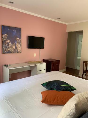Hostal Pousada Balne�rio Cambori�