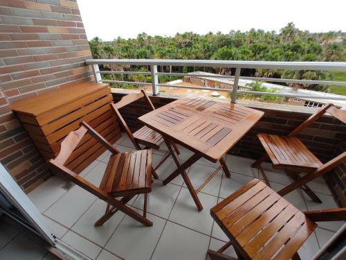 Apartamento Apt.tdo, Su�te., Sal., Coz. Varda., At� 5 Hospedes