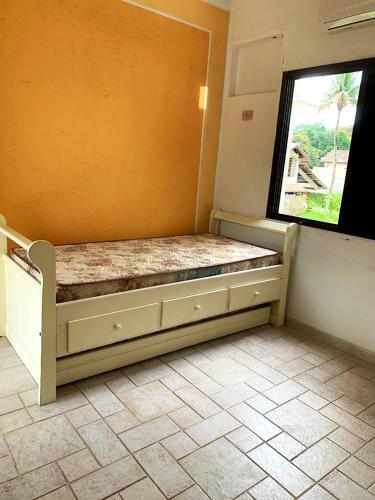 Sobrado Com Wifi, Piscina E Churrasq Em Riviera