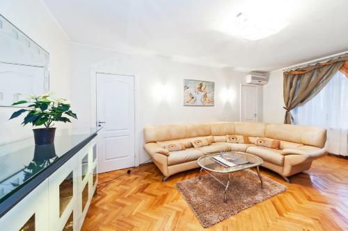 City Inn Apartment On Novaya Bashilovka