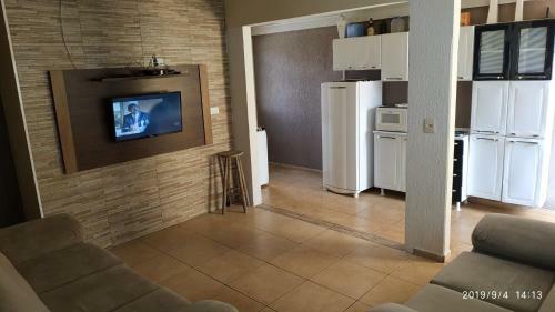 Casa Com Piscina Brotas/patrim�nio.