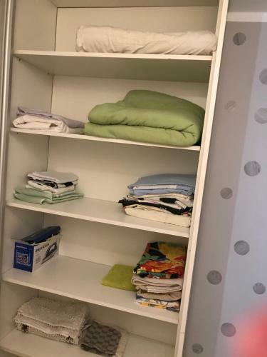 Apartamento Kitinet 2/4 No Sudoeste