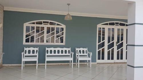 Casa Ampla Com Piscina, Sal�o de Jogos E Wi-fi