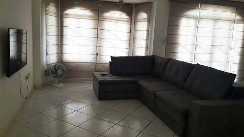 Casa Ampla Com Piscina, Sal�o de Jogos E Wi-fi