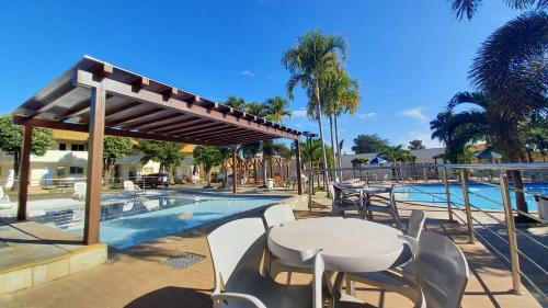 Condom�nio Diroma Resorts Internacional Flats