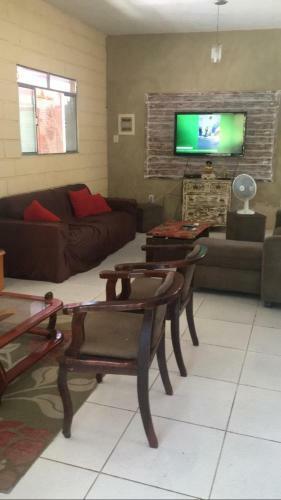 Casa 2/4 Em Monte Gordo