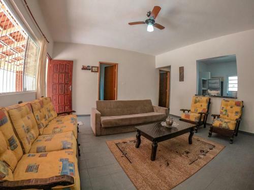 Casa A 50 Metros Da Praia Da Cocanha