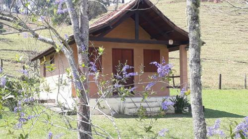 Hostal Pousada Colar de Ouro Chal�s