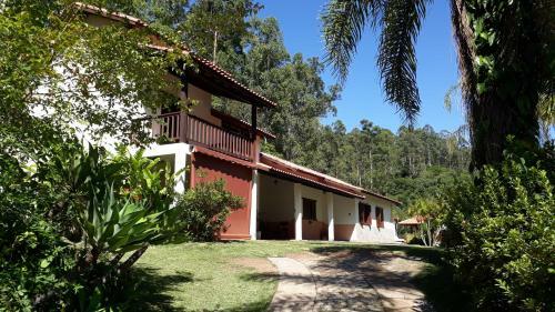 Hostal Pousada Colar de Ouro Chal�s