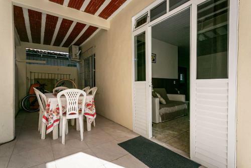 Casa Em P�tio Familiar 2 Qtos