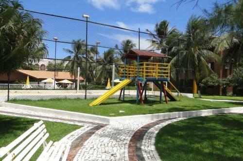 Lindo Apartamento Condominio Beira Mar