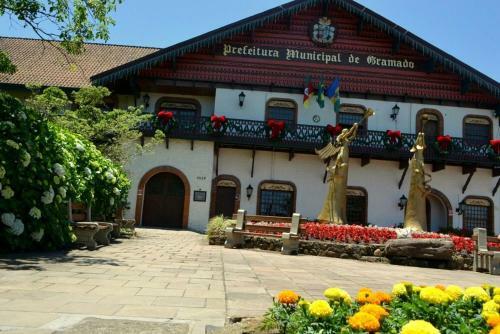 Apartamento Locar-in Gramado Aconchego Cora��o de Gramado