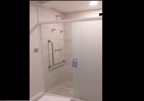 Jandira Premi�r Hotel