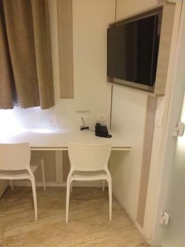 Jandira Premi�r Hotel