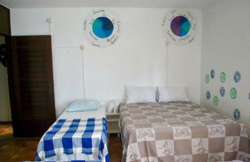 Hostal Regiane Beach Pousada Hostel