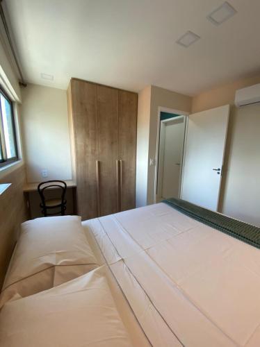 Apartamento Quarto E Sala - Pr�ximo A Praia