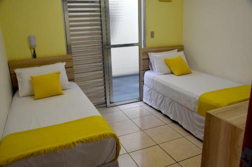 Hostal Pousada Tokyo Plaza