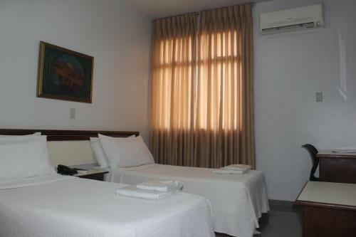 Hotel Oscar Econ�mico
