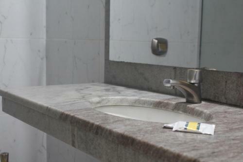 Hotel Oscar Econ�mico