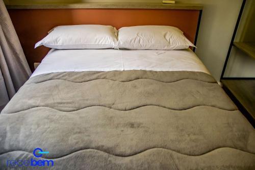 Apartamento 4 Pessoas Em Bairro Tranquilo