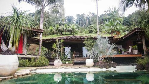 Hostal Casa Hotel Para�so Paraty
