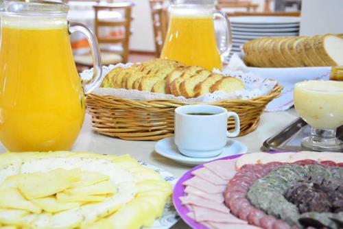 Hostal Casa Santa Cruz