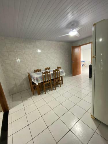 Apartamento Pr�ximo Ao Beto Carrero E A 300m Da Praia