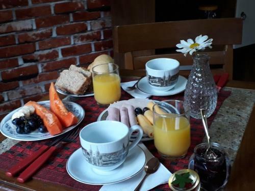 Al Di L� Del Sogno B&B