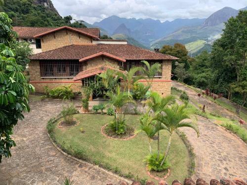 Apartamento Em Itaipava - Petr�polis