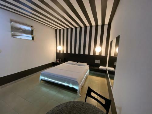 Hotel Dreams Motel