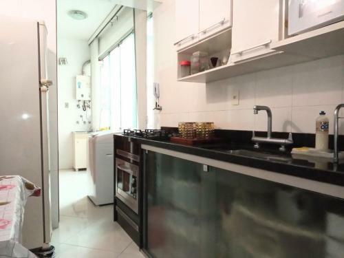 Apartamento Copacabana 3 Quartos Com Ar Cond Garagem A 2 Qds Da Praia