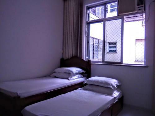Apartamento Copacabana 3 Quartos Com Ar Cond Garagem A 2 Qds Da Praia