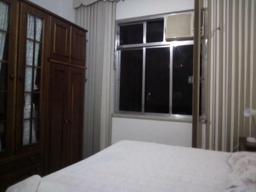 Apartamento Copacabana 3 Quartos Com Ar Cond Garagem A 2 Qds Da Praia