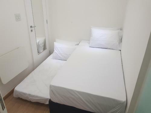 Quarto Privativo Em Condominio