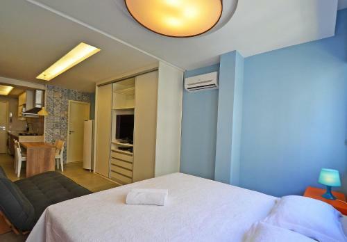 Apartamento Studio Reformado Para 4 Pessoas Na Quadra Da Praia!