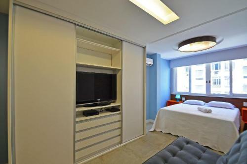 Apartamento Studio Reformado Para 4 Pessoas Na Quadra Da Praia!