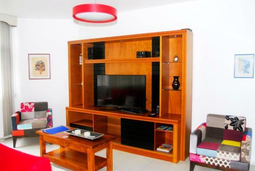 Copacabana Apartment, 30 Mts. From The Beach