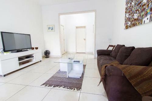 Apartamento 3 Quartos Ao Lado Da Praia de Copacabana E Arpoador!