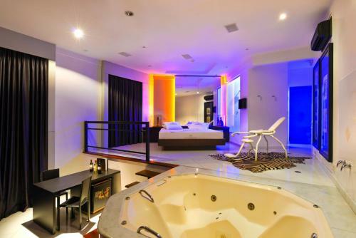 Hotel Motel Rams�s II