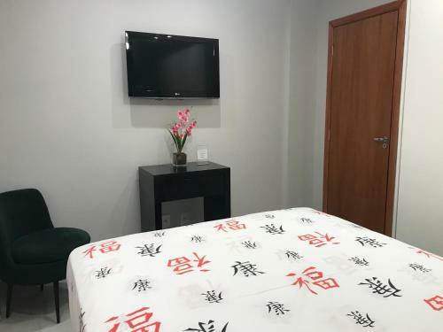 Apartamento Liberdade 1 Qt + Sof� Cama - 200m Metr�. Novo!