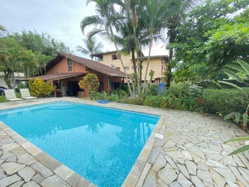 Casa Azal�ia A 300m Da Praia de Camburi