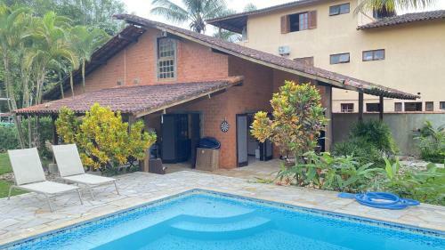 Casa Azal�ia A 300m Da Praia de Camburi