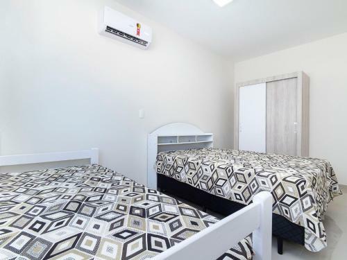 Apartamento 02 Dormit�rios Para 6 Pessoas Em Bombas