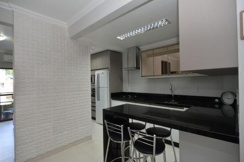 Apartamento L050 - Edif�cio Shangril� 102