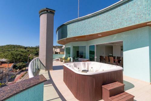 Aluguel Apartamento 4 Su�tes Com Jacuzzi Bombas Sc