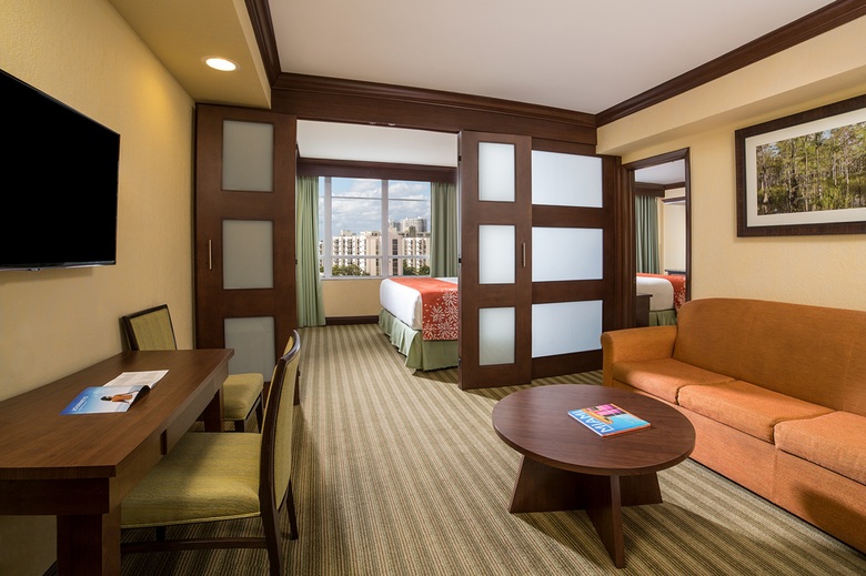 Hotel Newport Beachside Resort