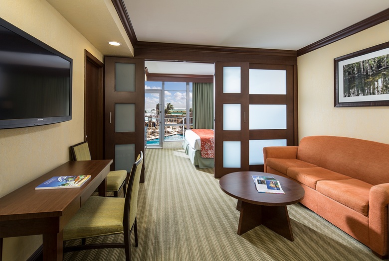 Hotel Newport Beachside Resort