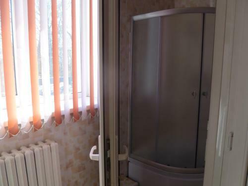 Hostel 85