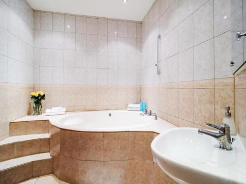 Apartament On Nezavisimosti 44, 46