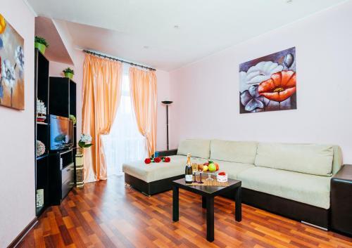 Apartament On Nezavisimosti 44, 46